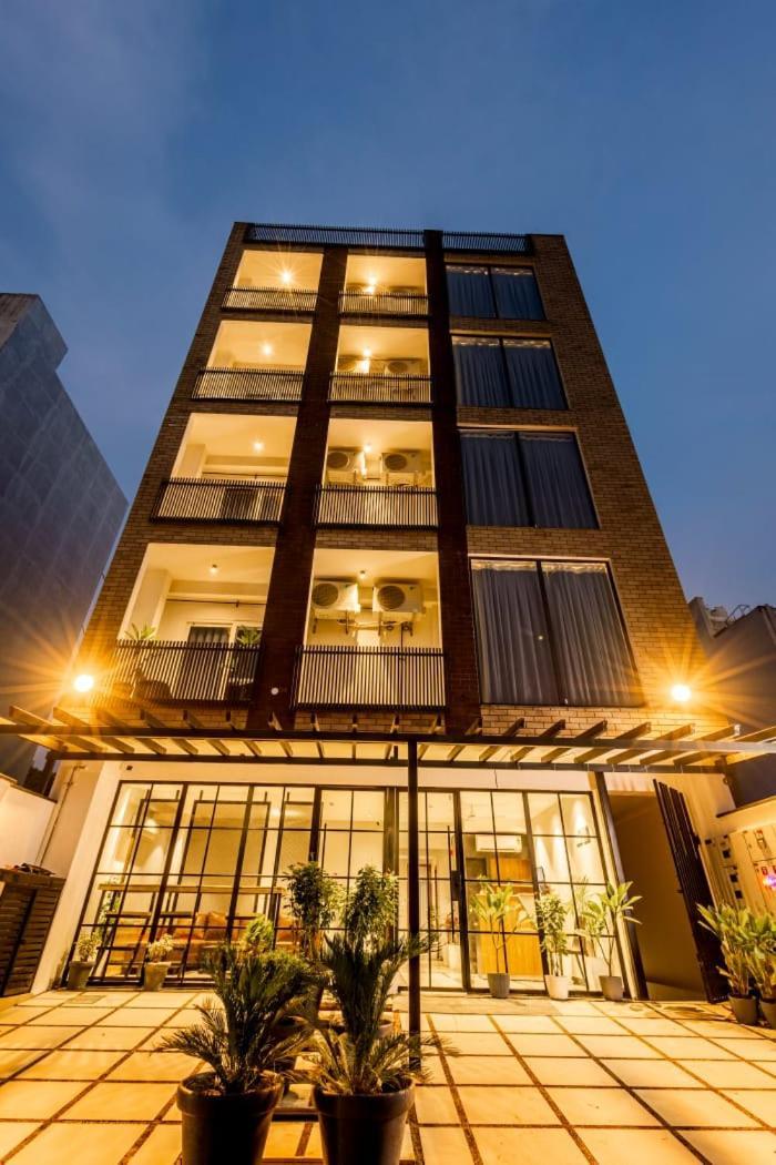Hotel Imperial Stayz Sector 51 Gurgaon Exteriör bild